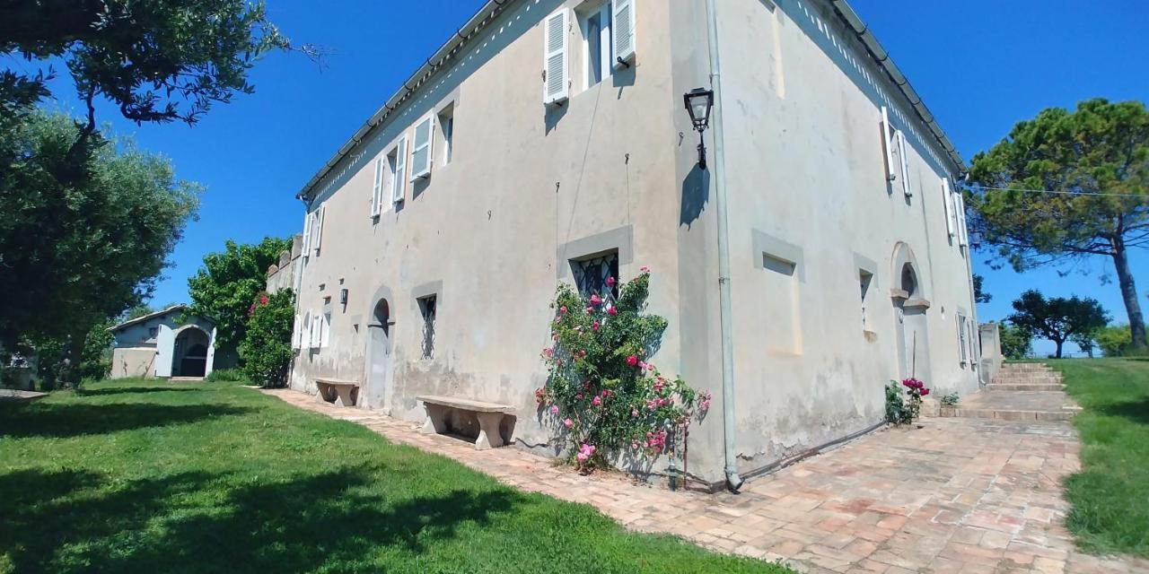 Agriturismo Mondomini Campofilone Eksteriør billede