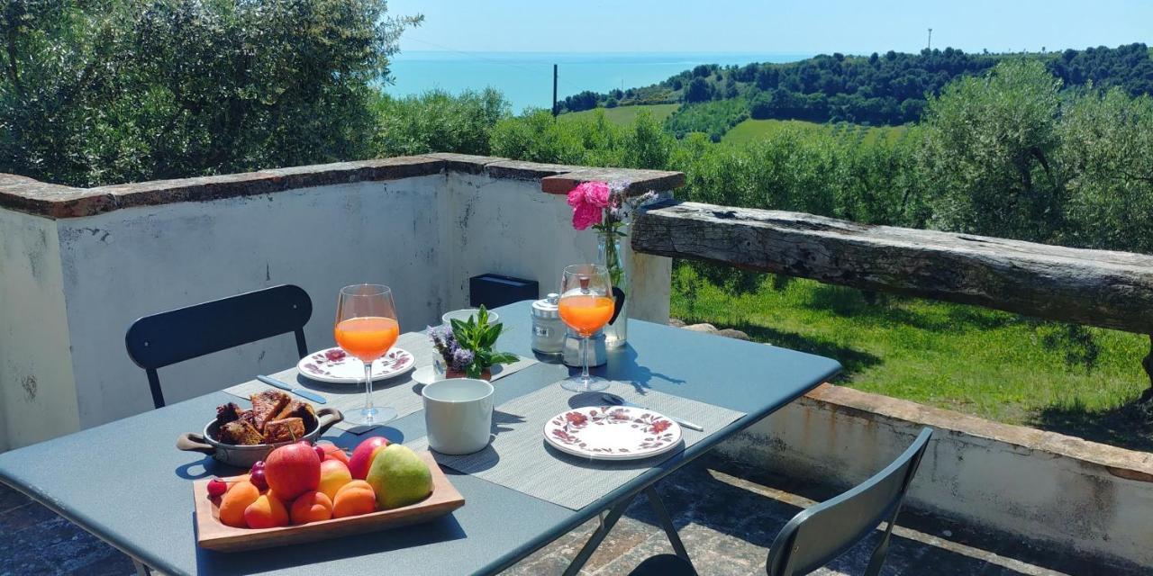 Agriturismo Mondomini Campofilone Eksteriør billede